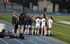 Girls soccer soars at beginning of season