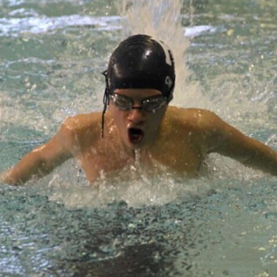Johnathan Chiles swimming the 200 IM