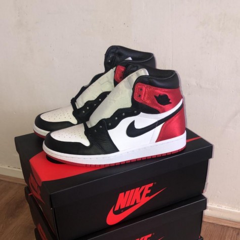 Sneaker money