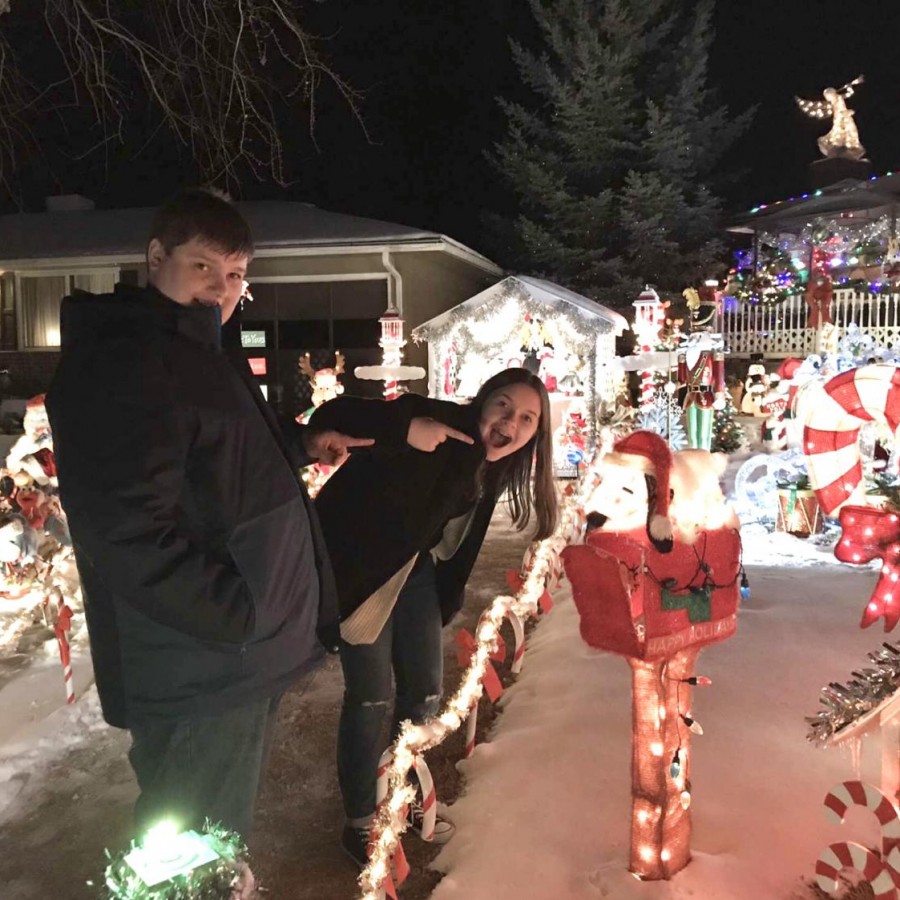 Garrett Heiselman (left) and Erica Heiselman (right) enjoy their winter break in Longmont, Colorado.