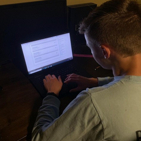 Senior Owen Jones utilizes these tips on the Common App portal in order to make college admissions easier and his application stronger.