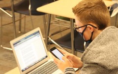 Student Jonathan Sulgrove is one of many students at PV who prefers to use Apple devices, and displays the dominance of Apple’s notebooks and smartphones at PVHS.