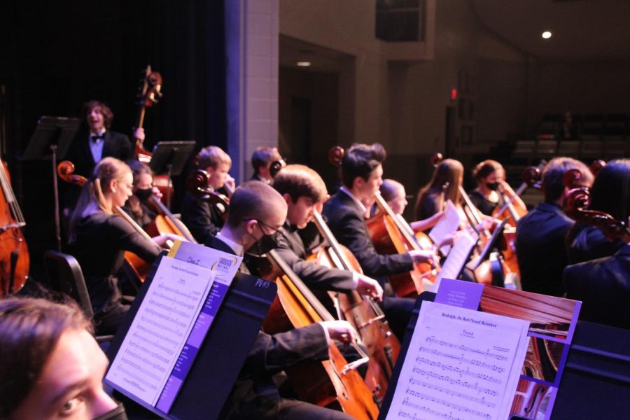 The High School Orchestra begins the concert and is followed by selections with the Full Orchestra.