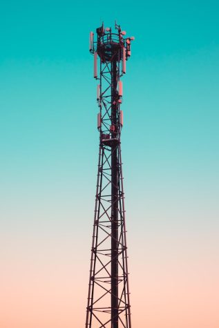 There are already cell towers that can manage 5G signals. All that’s left is to turn them on after the feud between the FAA and the carriers At&t and Verizon is over.