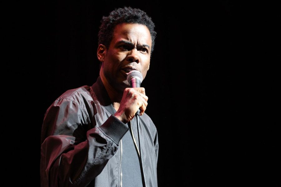 Chris Rock performs in front of a live audience, a setting where navigating comedy is extremely important.