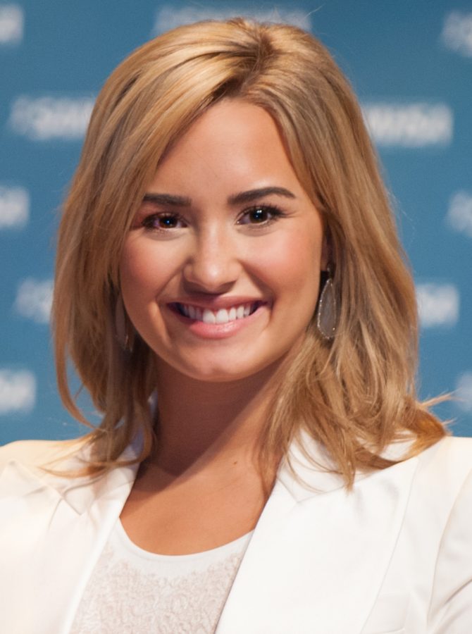 +Demi+Lovato+after+speaking+at+the+2013+SAMHSA+event+for+National+Children%E2%80%99s+Mental+Health+Day.+