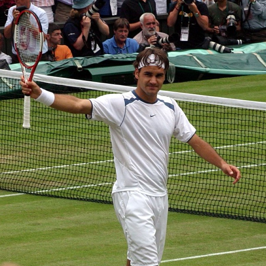 Roger Federer at center court in 2005 at the Wimbledon Semi Finals