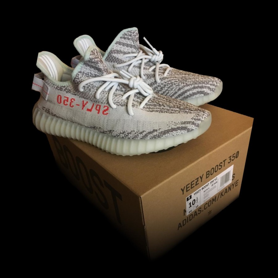 The Yeezy Boost 350 V2 “Blue Tint” was originally released in December 2017 and has since lost popularity.
