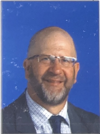 Staff and students at the high school were surprised to hear that Pleasant Valley’s principal, Darren Erickson, will be resigning at the end of this year. 