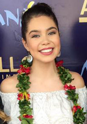 Dwayne Johnson announces his role in playing Maui in the live action and Hawaiian singer Auliʻi Cravalho original voice playing Moana, beginning the process of the new movie that will be released in a few years.