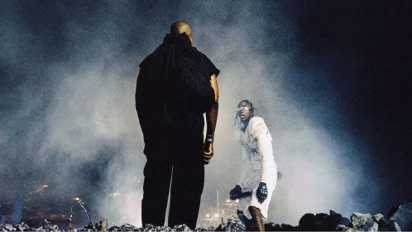 Kanye West makes a surprise appearance on Travis Scotts performance of Utopia in Circus Maximus. 