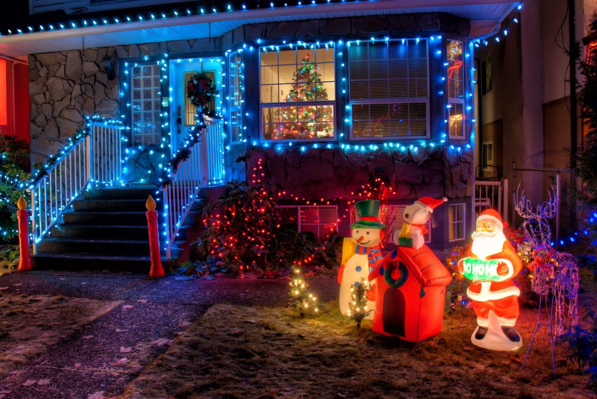 An example of the extent homes go to for Christmas. Photo credit to James Wheeler on Unsplash, Creative Commons.