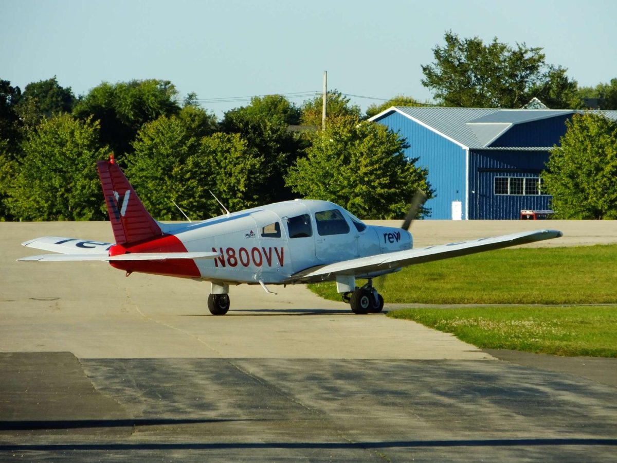 A PA-28-161, piper warrior
