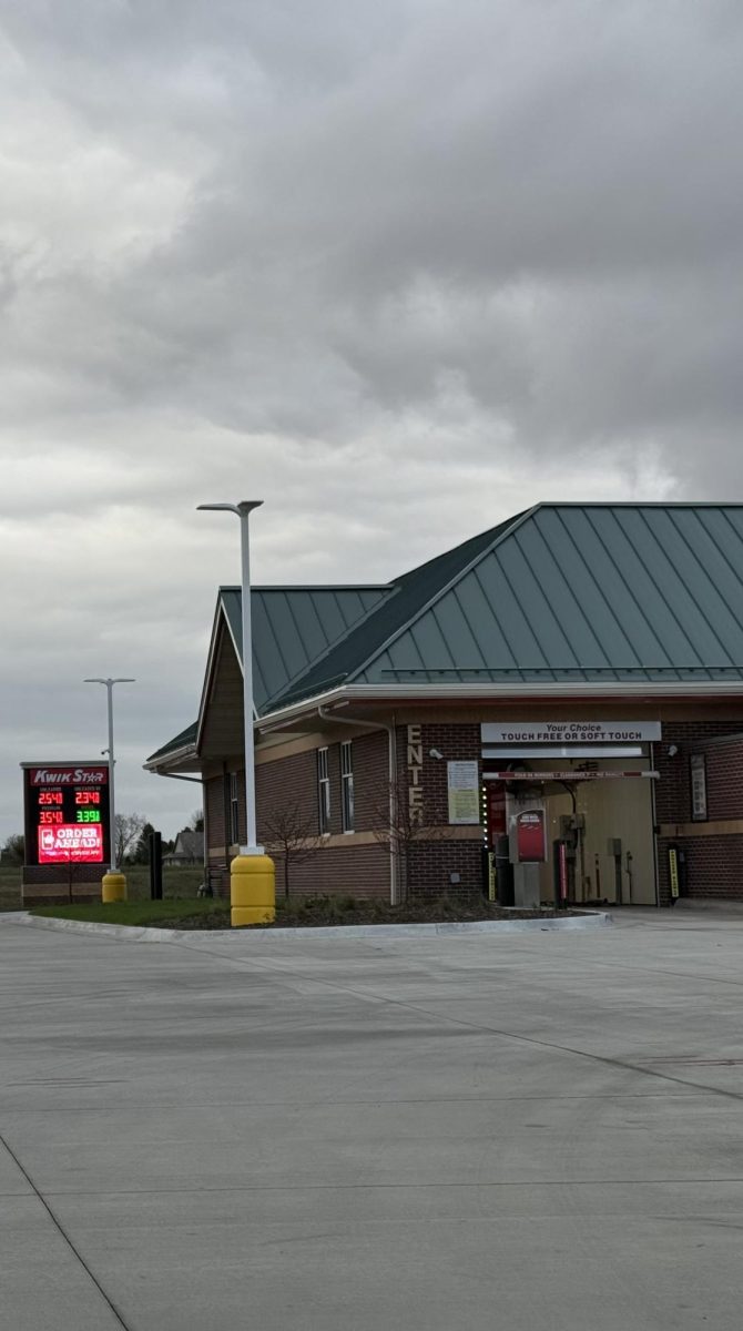 The entrance of the new Kwik Star, where students can find a wide selection of grab-and-go foods.

