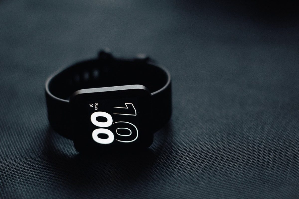 Smart watch commonly used by athletes to monitor their health and performance.