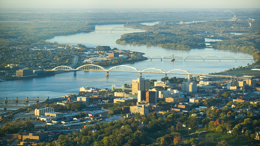 Birds Eye view of the Quad Cities

Photo credit: Chris Shinn @ Augustana