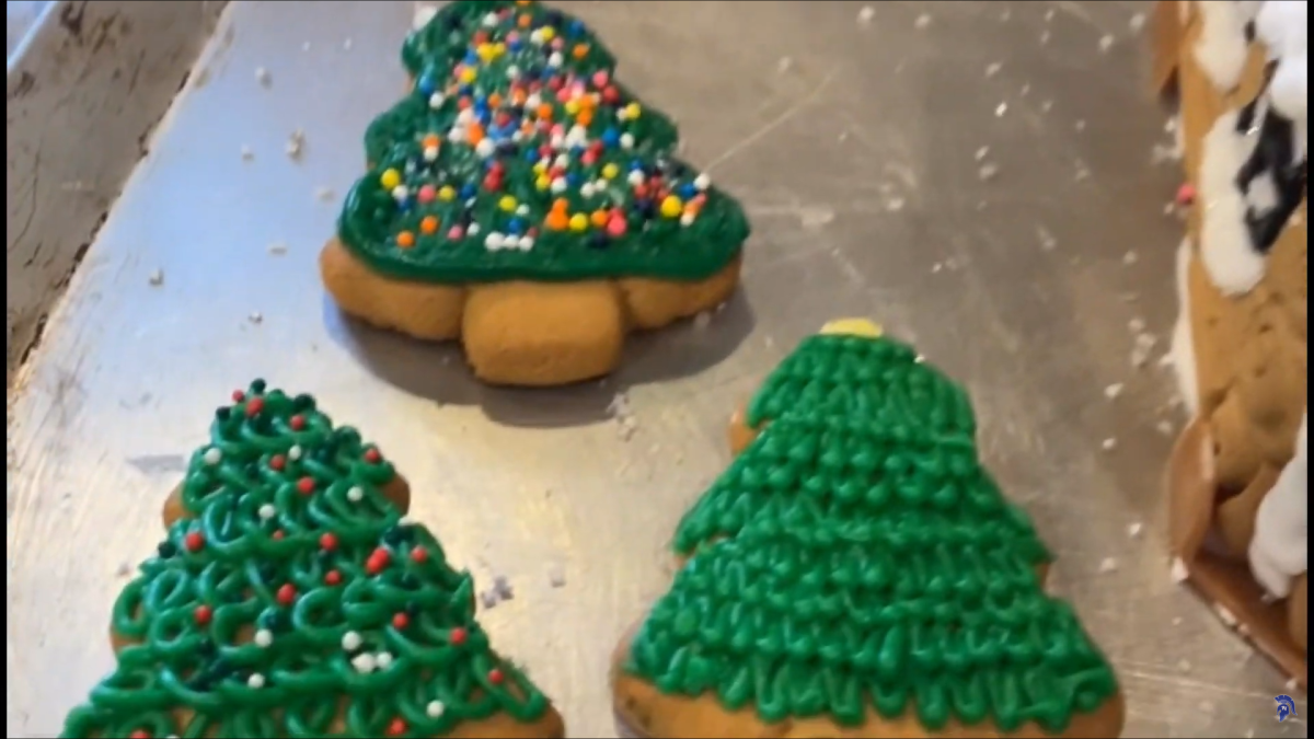 Spartans get involved in holiday baking festivities