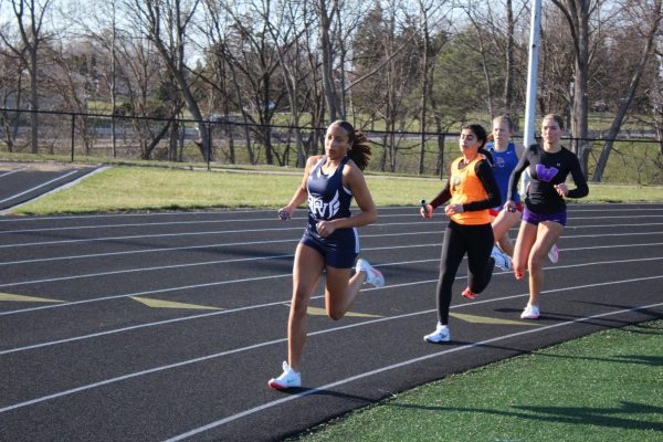 Athletes work to balance mental health amidst demanding high school athletics